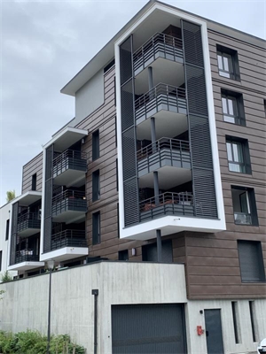 appartement recent à la vente -   38000  GRENOBLE, surface 62 m2 vente appartement recent - UBI467350373